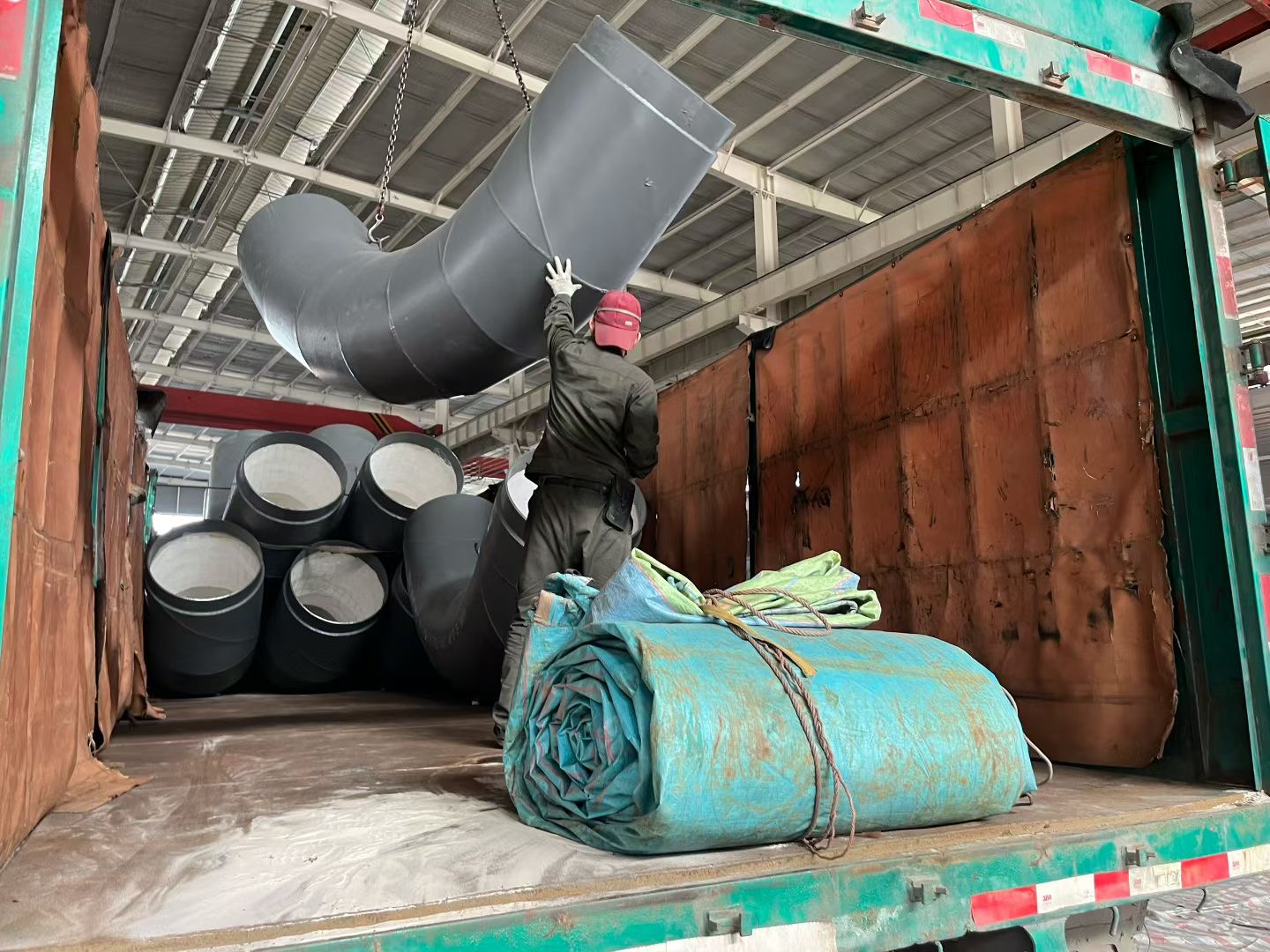 岳阳市碳化硅耐磨弯头碳化硅耐磨管道 - 价格